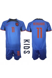 Nederland Steven Berghuis #11 Babyklær Borte Fotballdrakt til barn VM 2022 Korte ermer (+ Korte bukser)